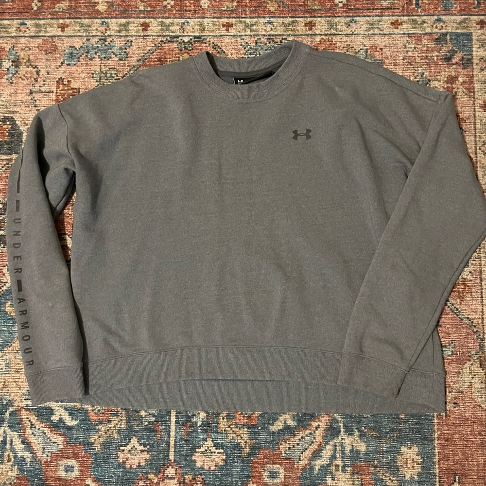 Under Armour crewneck